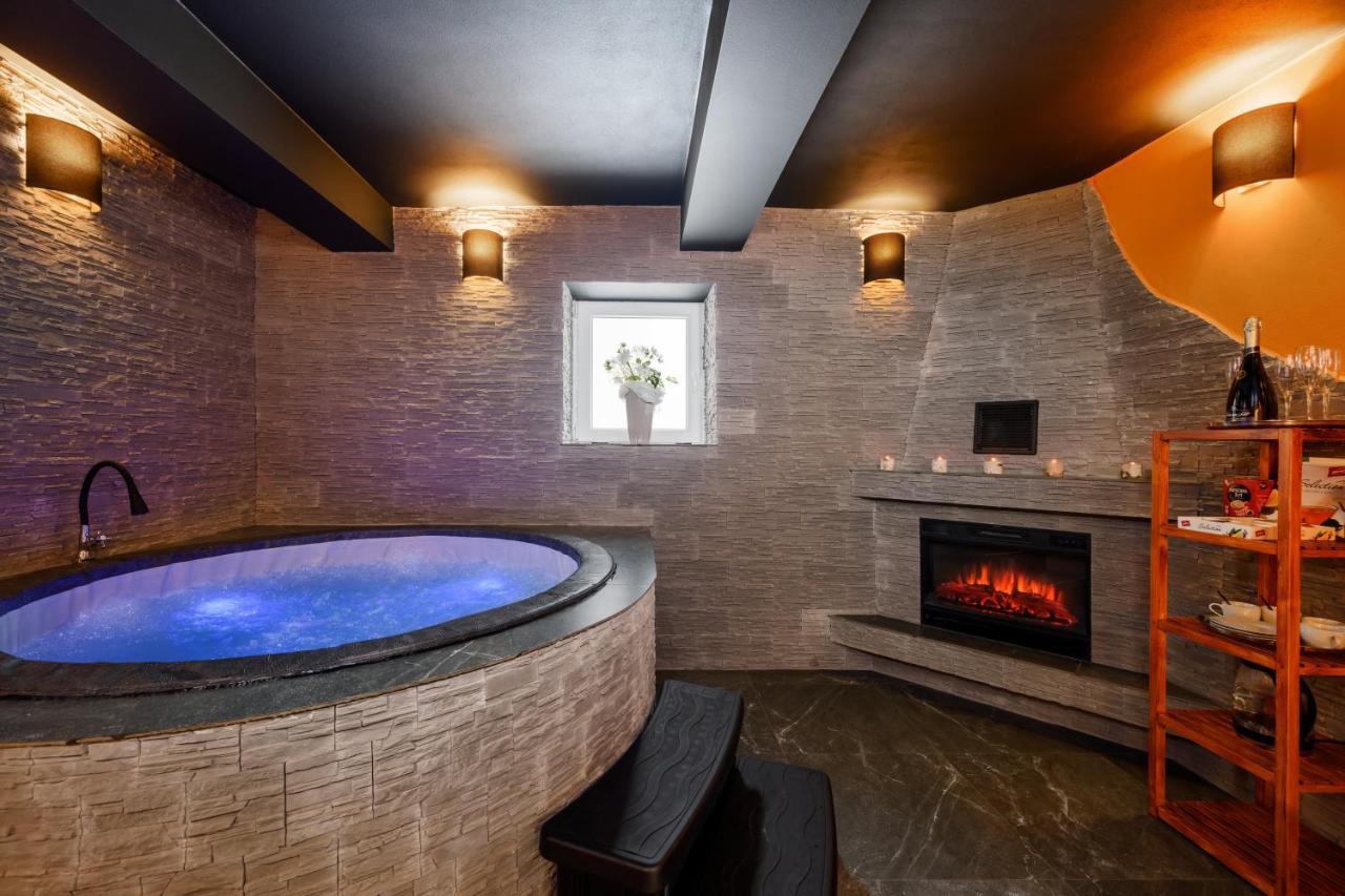 Wellness Penzion Triola Kořenov Exterior foto